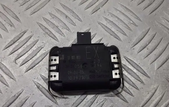 Opel Astra H Rain sensor 13107803