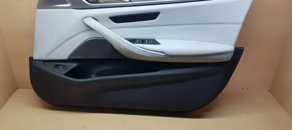 BMW M5 F90 Front door card panel trim