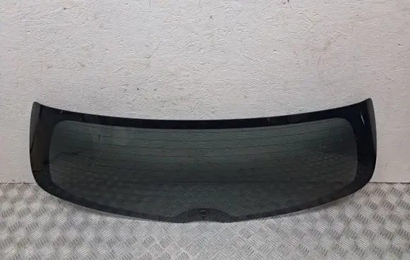 Toyota Corolla Verso AR10 Rear windscreen/windshield window 681050F040 43R00101