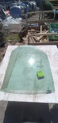 Renault Scenic I Rear door window glass 1212123