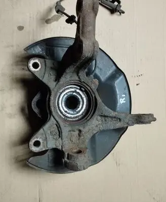Honda CR-Z Front wheel hub spindle knuckle