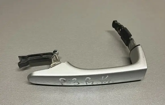 Peugeot 807 Front door exterior handle 1484500077 PA6MD40