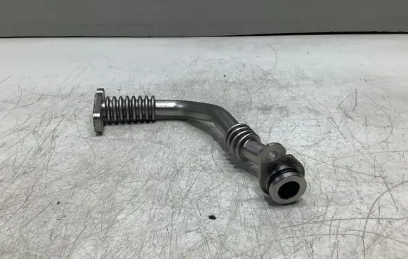 Audi A6 S6 C7 4G Turbo turbocharger oiling pipe/hose 04L145736E