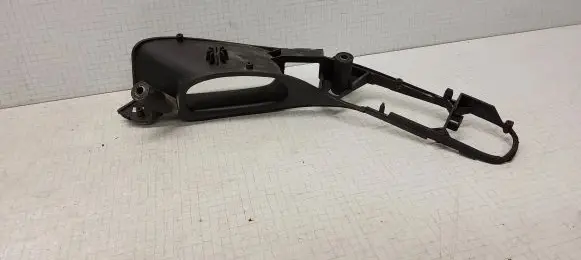 Volkswagen PASSAT B4 Front door interior handle trim 3A0867180