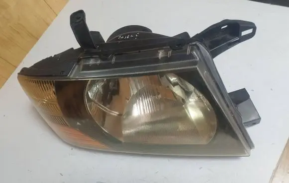 Mitsubishi Pajero Headlight/headlamp 10087419