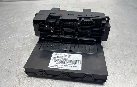 Mercedes-Benz CLK A209 C209 Fuse box set 2095451401 5DK00848512