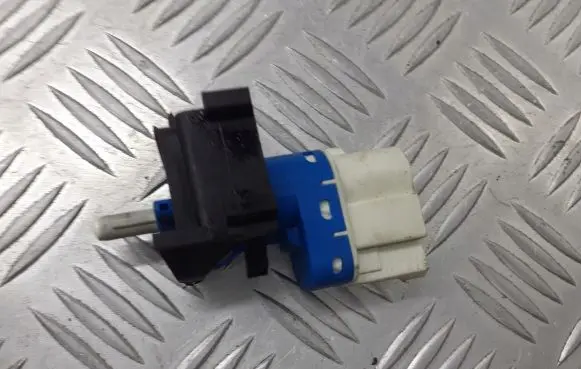Ford Focus Brake pedal sensor switch 3M5T-9C872-AC
