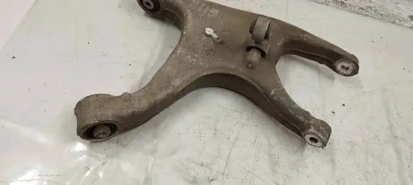Porsche Macan (95B) Rear upper control arm/wishbone 8r0505311f