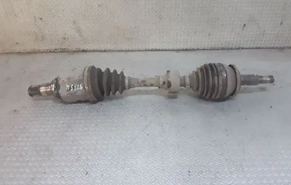 Toyota Avensis T270 Front driveshaft