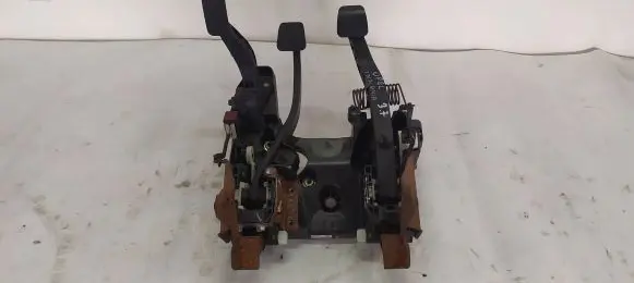 Opel Insignia A Pedal assembly 13272907 134063 180809
