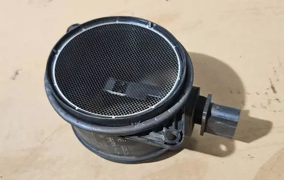 BMW X5 E70 Mass air flow meter 8509725 0281006147 319155712