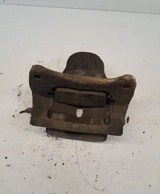Toyota Prius (NHW20) Front brake caliper
