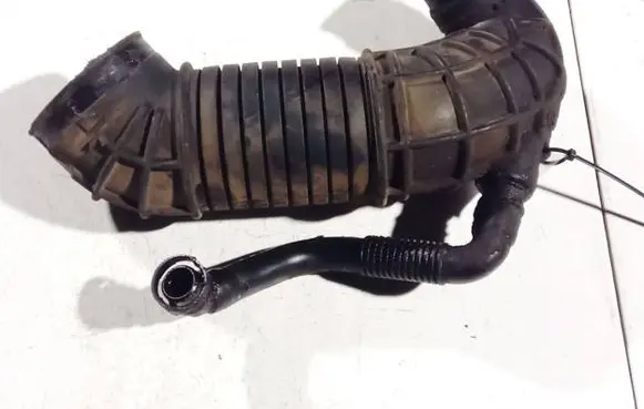 Audi A4 S4 B7 8E 8H Air intake hose/pipe