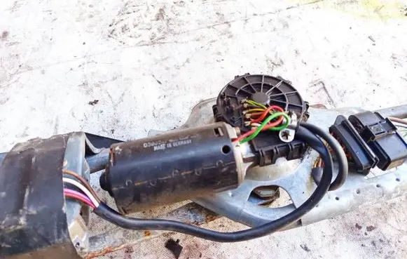 Volkswagen Sharan Wiper motor 