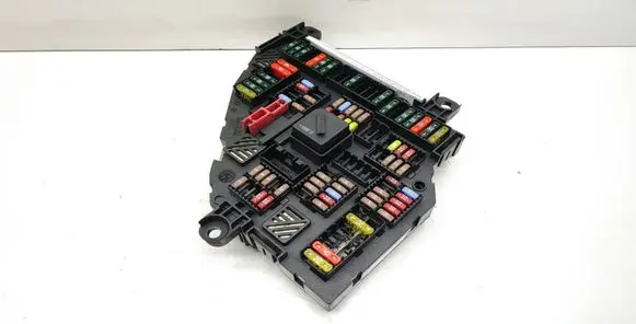 BMW 5 F10 F11 Fuse module 9264923