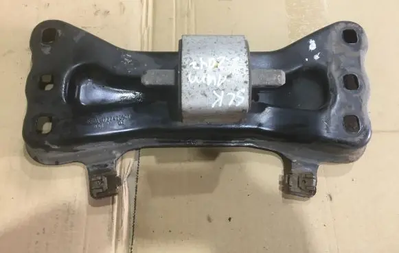 Mercedes-Benz SLK R172 Gearbox mounting bracket A1722420501
