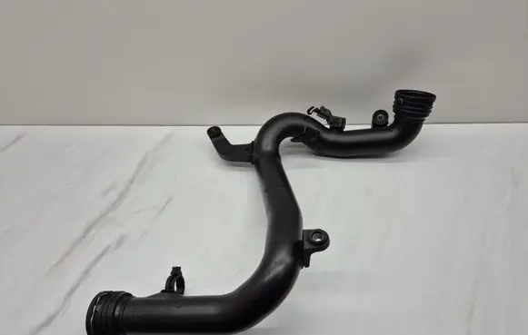 Volkswagen Golf V Intercooler hose/pipe 1K0145770AA 1K0145762CR 038906051B
