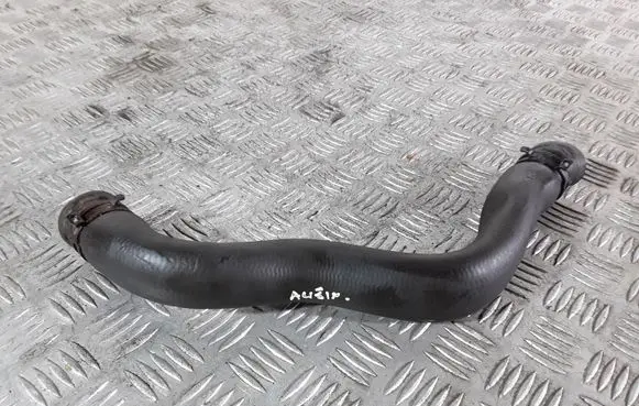 Opel Insignia A Engine coolant pipe/hose 13239142