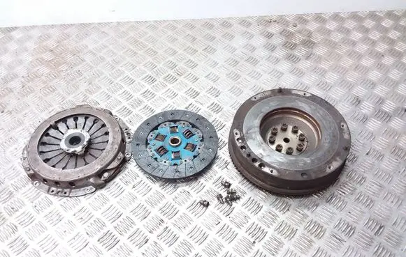 Hyundai Matrix Clutch set kit HDC84 HD83