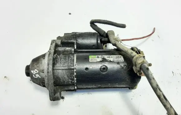 Volkswagen PASSAT B5 Starter motor 068911024E