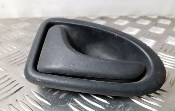 Opel Vivaro Front door interior handle 8200028994 99035201