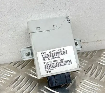 BMW 3 E90 E91 Cruise control unit/module 6771182 00007219B4 00046065