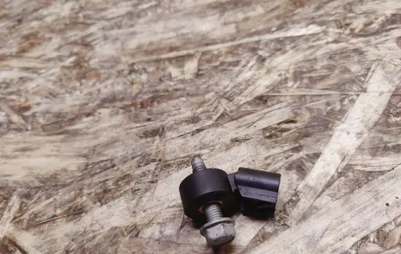 Cadillac XTS Detonation knock sensor 12636736