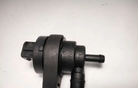 BMW 5 E39 Starter motor/solenoid 02592030