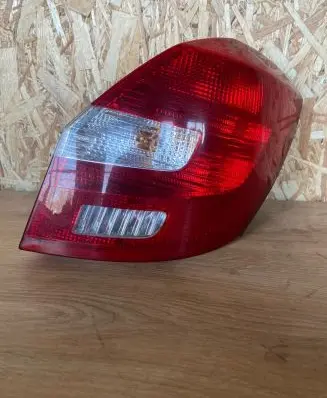 Skoda Fabia Mk2 (5J) Rear/tail lights 5J6945096A 5J6945112 5J6945096