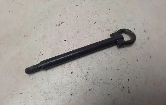 Renault Megane II Towing hook eye 