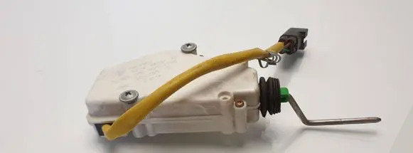 Fuel tank cap lock motor