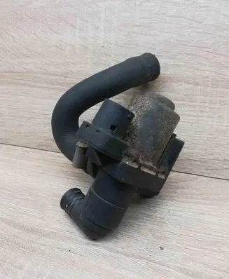 BMW 3 E36 Coolant heater control valve 1387846 1147412052