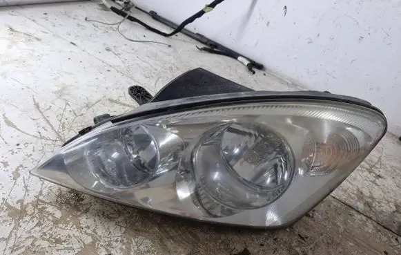 KIA Ceed Headlight/headlamp 921011H000 00954701 070419024537