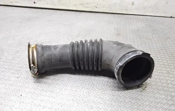 Mazda CX-7 Air intake duct part R2AX13221