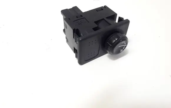 Nissan Almera Wing mirror switch