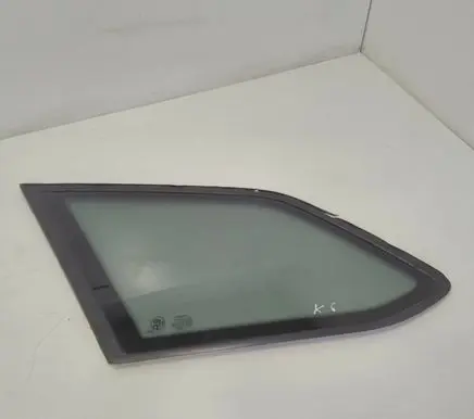 Seat Leon (5F) Rear side window 43R00048
