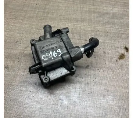 Mercedes-Benz E W211 Coolant heater A0001591604 04T134 8433062
