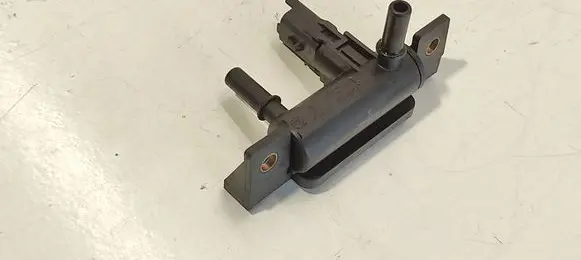 Fuel pressure sensor