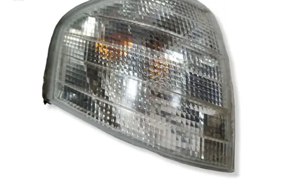 Mercedes-Benz C W202 Front indicator light
