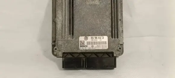 Volkswagen Golf V Engine control unit/module 03G906016CB 1039S06216 0281011900