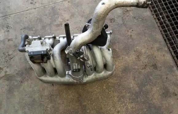 Mercedes-Benz S W220 Intake manifold A0001591604 A6130900271 A6131500304
