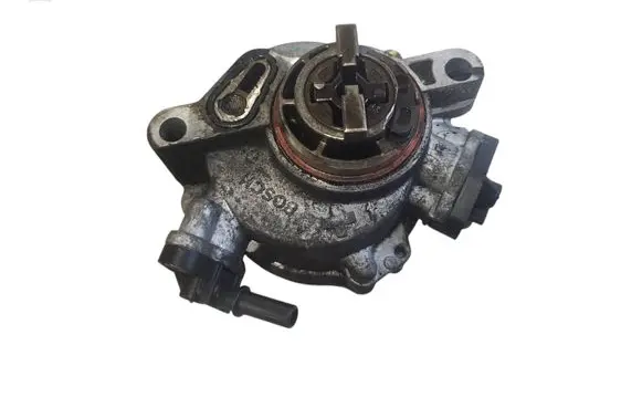 Volvo V40 Vacuum pump 9804021880