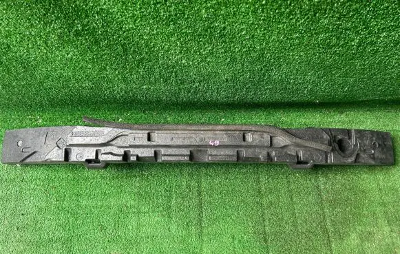 Front bumper foam support bar