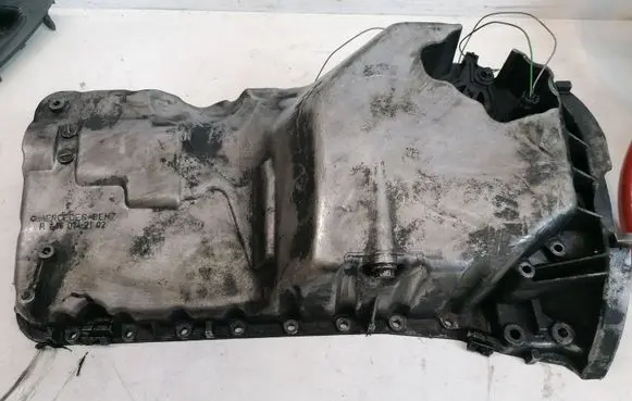 Mercedes-Benz E W211 Oil sump R6460142102
