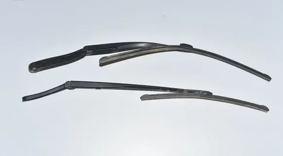 BMW 5 F10 F11 Windshield/front glass wiper blade 7203156 7182459 61617203156