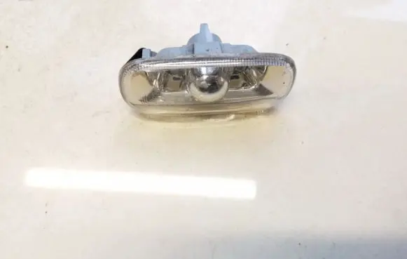 Audi A4 S4 B6 8E 8H Front fender indicator light 8e0949127