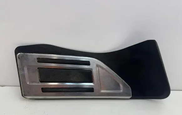 Peugeot 5008 II Foot rest pad/dead pedal 9811350880