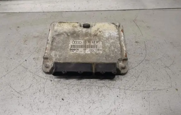 Audi A3 S3 8L Engine control unit/module 038906018BP 0281001848