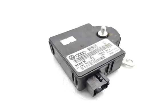 Audi Q7 4L Power management control unit 4L0915181 0199000017 4L0910181
