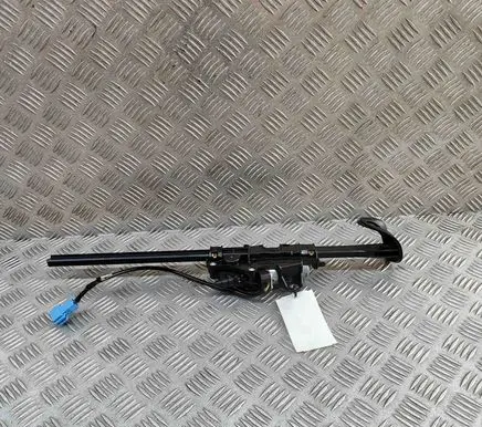 Mercedes-Benz C W205 Seat belt adjustment motor A2058600357 A2058600182